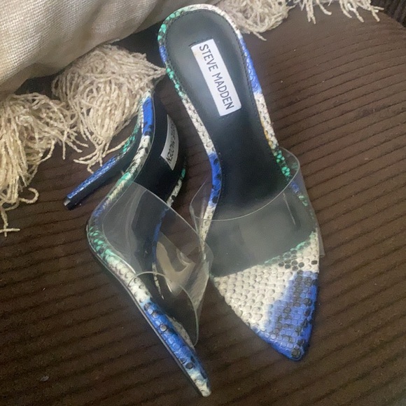 Worn once . - Picture 2 of 2